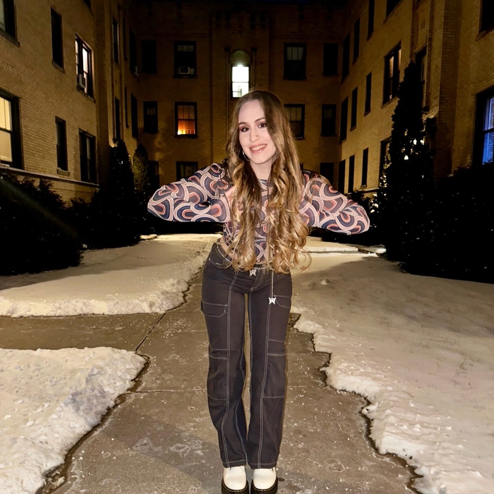 Meet your Posher, Emma